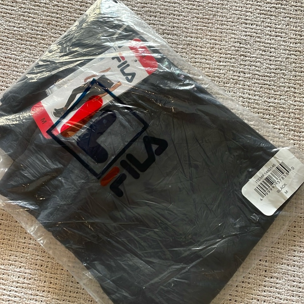 BNWT fila leggings